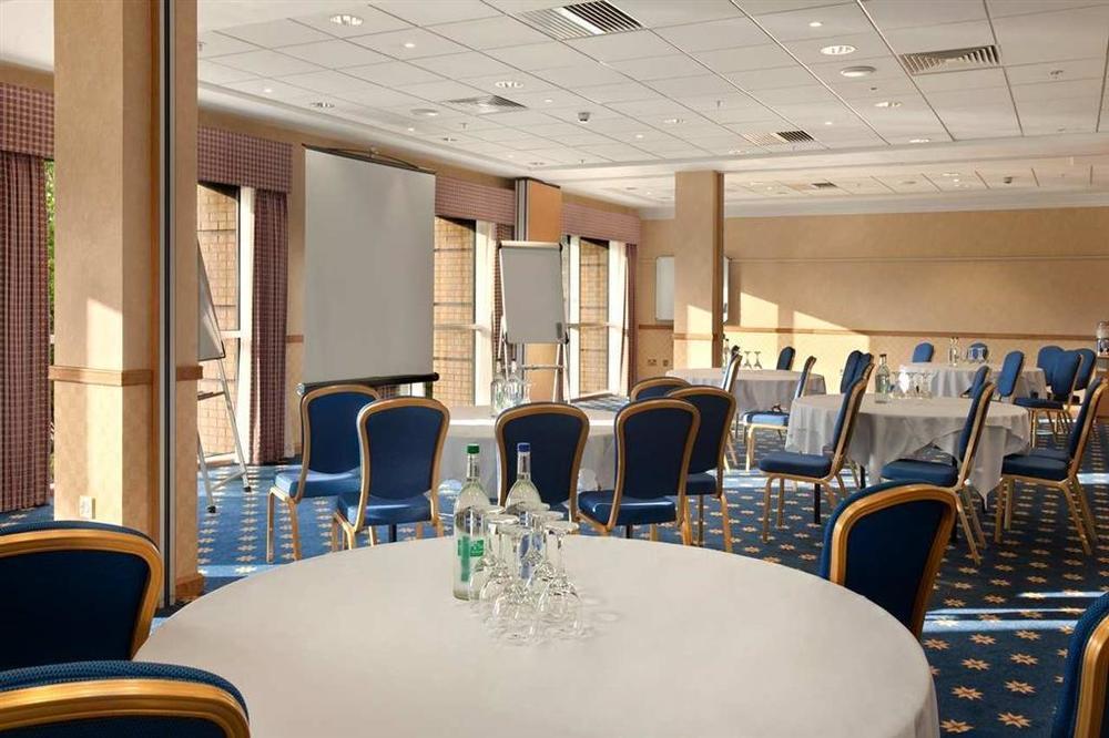 Hilton Newcastle 4*